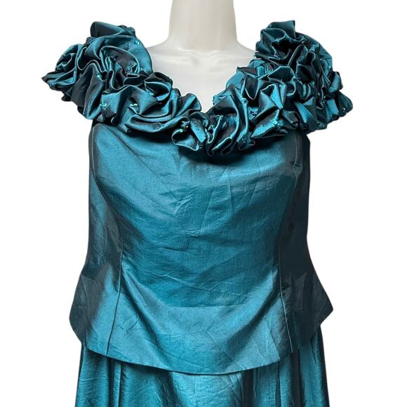 Daymor Couture Size 10 Ruffle Teal Metallic Gown Off The Shoulder Long Formal - Picture 4 of 10